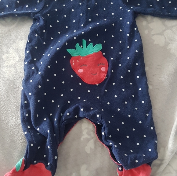 Carter's 3m strawberry footie one piece - Picture 3 of 3